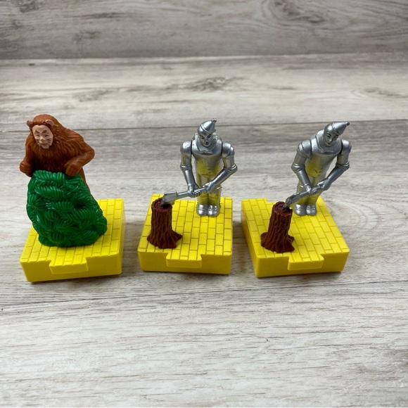 Wizard of Oz  Tin Man Lion Blockbuster 1997 Movable Toys Lot - Picture 4 of 9